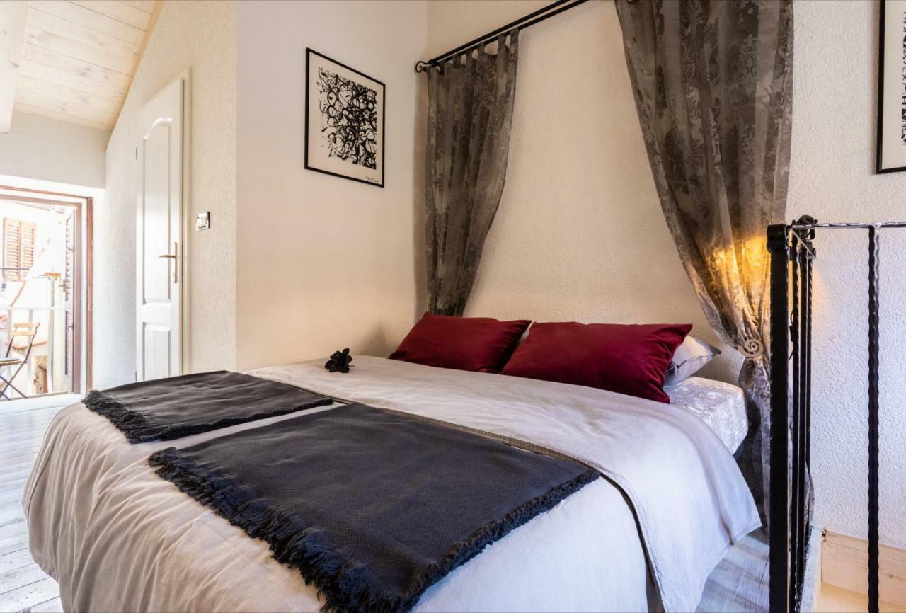 Apartman Valdi Baška Eksteriør billede